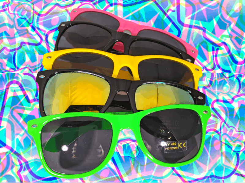 WB-shades-funky-background-group-200-×-900px