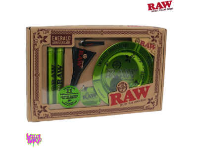 RAW 20th Anniversary Emerald Gift Set Limited Edition