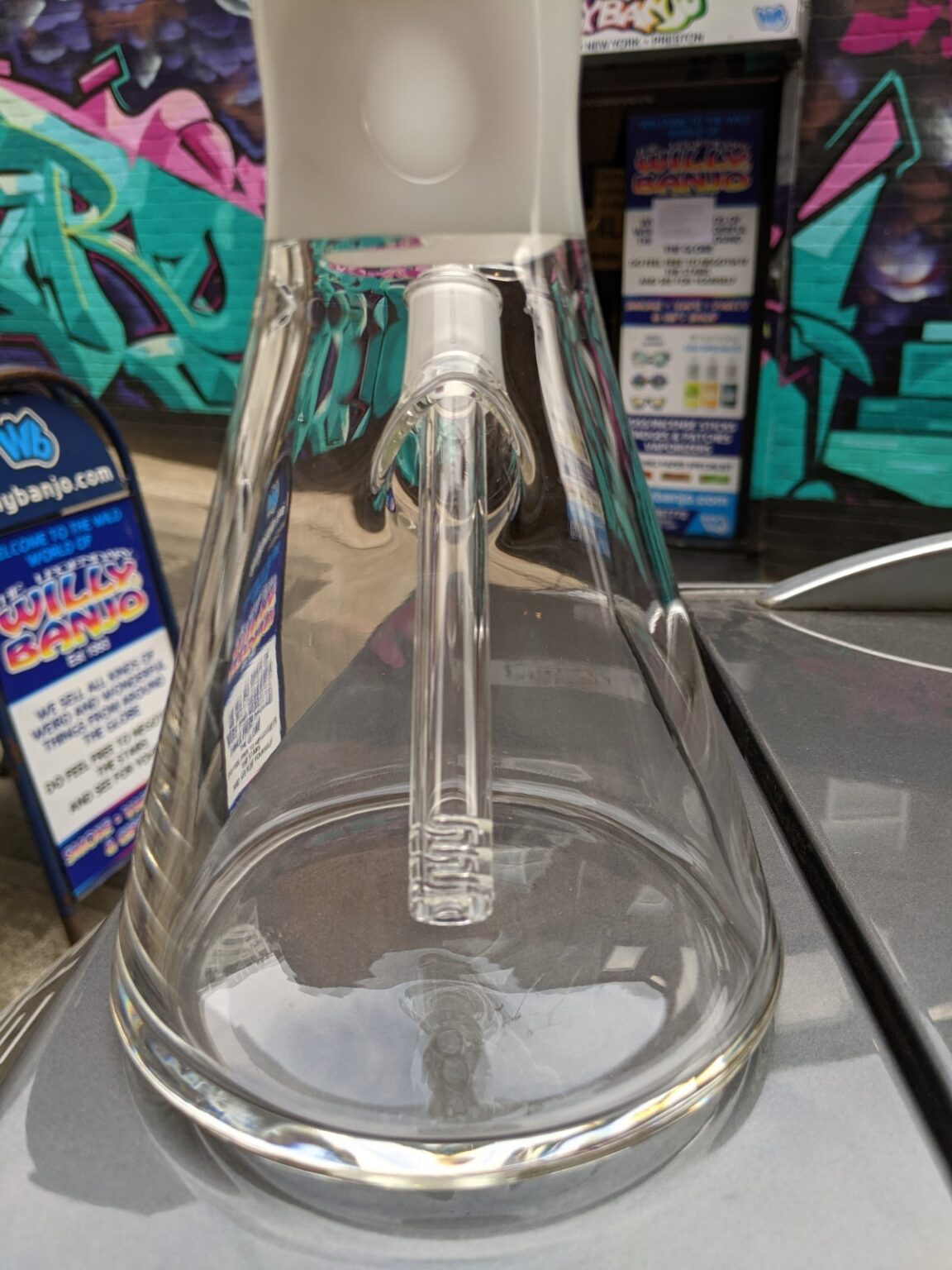 Chongz Glass 40cm Parachute Club Waterpipe