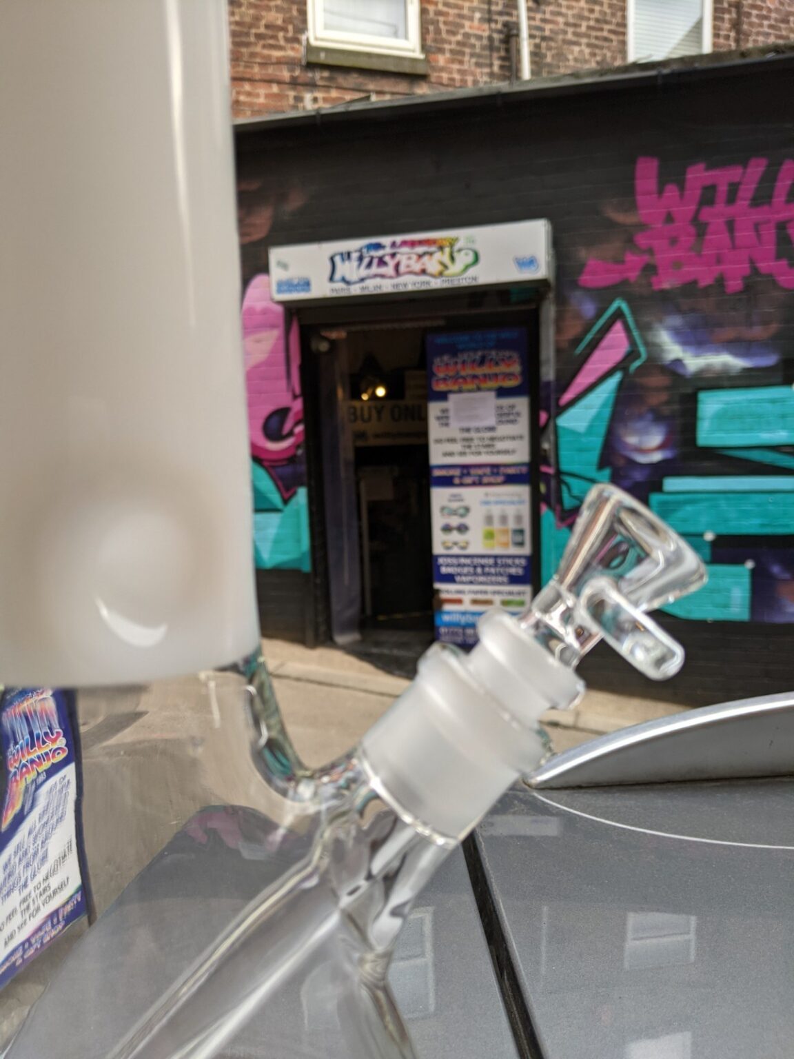 Chongz Glass 40cm Parachute Club Waterpipe